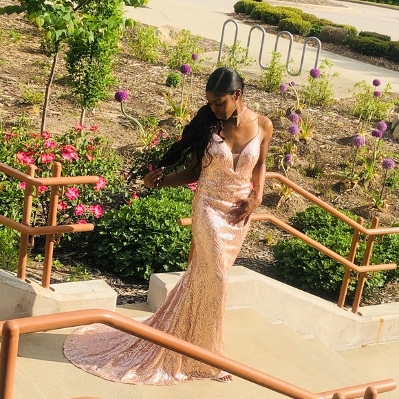 Pictures - Picture 3 of 4